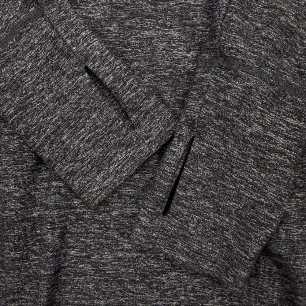 Lululemon Rehearsal Long Sleeve top, 6/8.